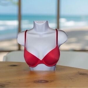 Victoria’s Secret Lightly Lined T Shirt Bra Size 34B